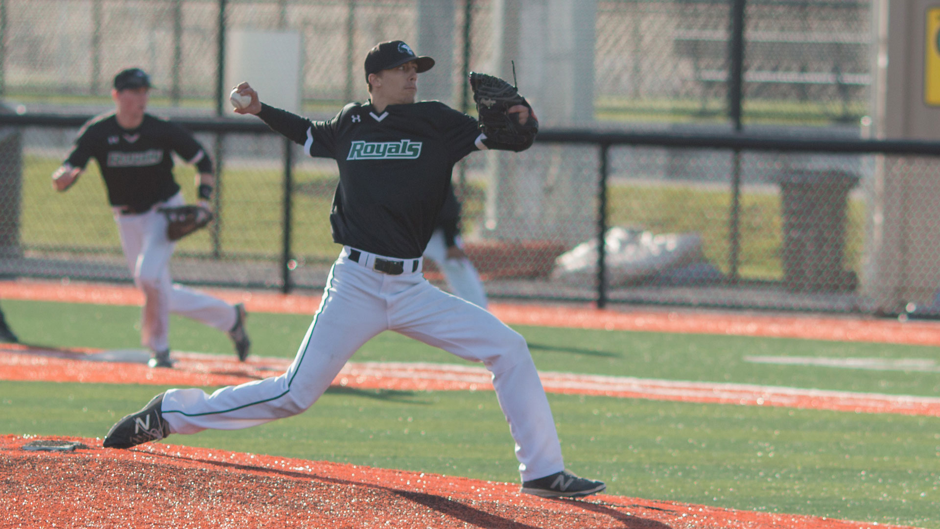 Men’s Baseball stay in playoff hunt after four game sweep of Olympic College